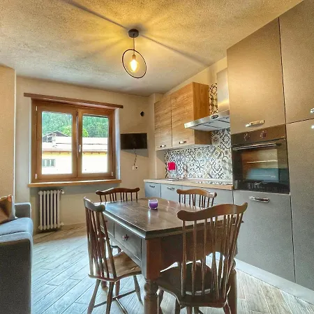 Il Nido Dello Chaberton 아파트 세사나토리니즈